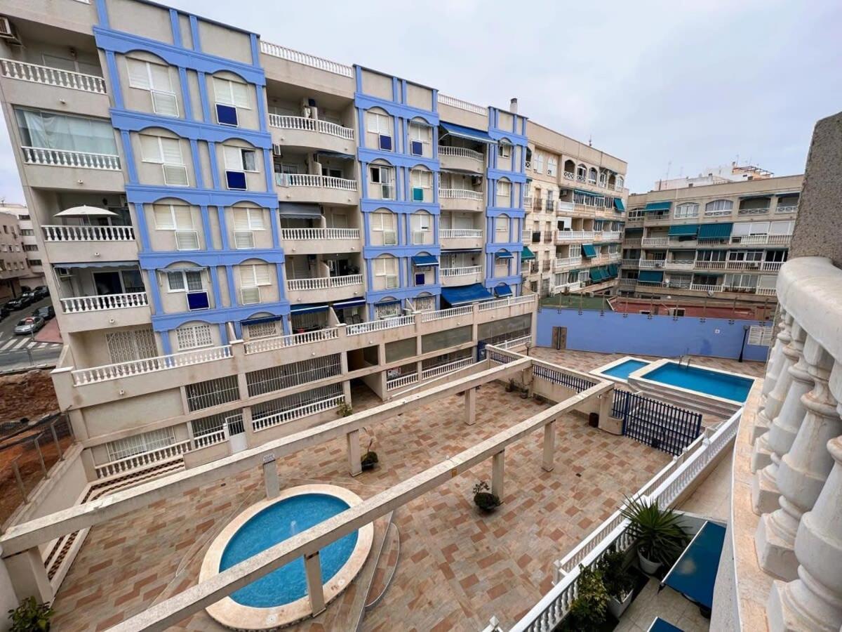 Welcoming Seafront Apartment Tv15 Torrevieja Dış mekan fotoğraf